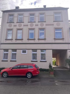 4 Zimmer, sanierter Altbau in Oberhausen-Schmachtendorf