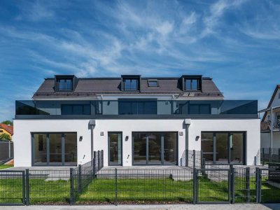 MAIER - Erstbezug! Dachterrassenwohnung mit EBK,TG, Energieeffizienz!