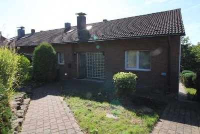 Doppelhaushälfte in gepflegter, ruhiger Wohnlage von Hattingen-Welper. Mit Garage und Garten.