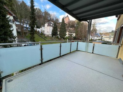 Schöne 4-Zimmer-Wohnung mit Terrasse und Einzelgarage