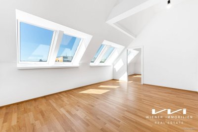 Lichtdurchflutete Dachgeschosswohnung – ideal für Singles oder Paare!