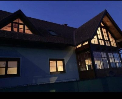 Zweifamilienhaus zu Verkaufen