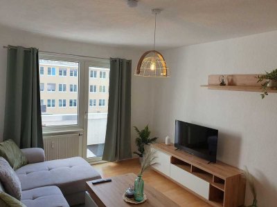Voll Wohnung mit kleine Balkon