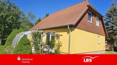 Gemütliches Haus in grüner Lage.