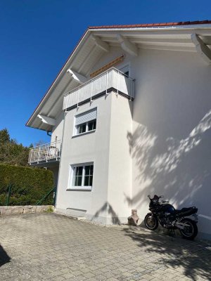 Schöne 3-Zi.-EG-Wohnung mit gehobener Innenausst., Terrasse und kleinem Garten in Dießen am Ammersee