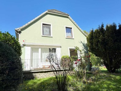 3 Zimmer Erdgeschoss-Wohnung mit Terrasse und großem Garten in Hamburg-Lohbrügge