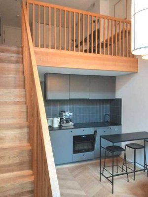 living smart - Möblierte Luxus-Suite mit Galerie und Terrasse im Herzogpark