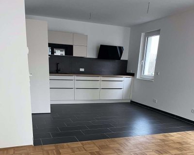 Neubau: 4-Zimmer mit Terrasse, EBK und Tiefgaragenstellplatz in Löbtau