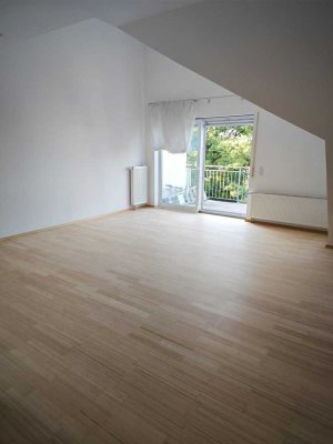 Helle 2-Zimmer-Wohnung in Altbach