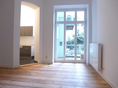 Gethsemanekirche: Exklusive Loftwohnung mit Balkon & Wohnküche mit EBK!
