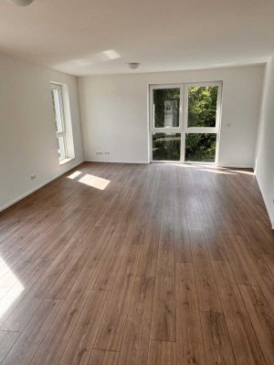 Kompakte, neuwertige Penthousewohnung in schöner Lage