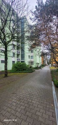 Gefragte Wohnanlage, 2-Zimmerwohnung mit Süd Balkon und Ausblick !