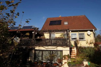 Gemütliches Einfamilienhaus mit tollem Garten