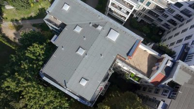 Neuer Preis: Schöne Penthouse Wohnung im Samariterkiez - 3 Zimmer möglich, 150qm Wohnfläche