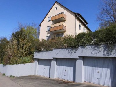 Stadthaus mit Charme, 7 Wohnungen und 4 Garagen