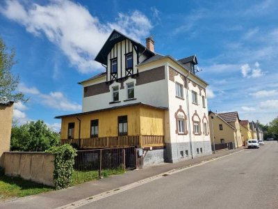 Wohnhaus mit Blick über den Hofteich in Frankenhausen!