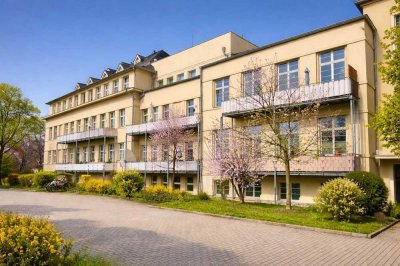 www.immovista.de  PROVISIONSFREI - BEZUGSFREIE 2-RAUMWOHNUNG MIT EINBAUKÜCHE