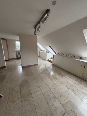 Moderne Dachgeschosswohnung in Dortmund-Brackel