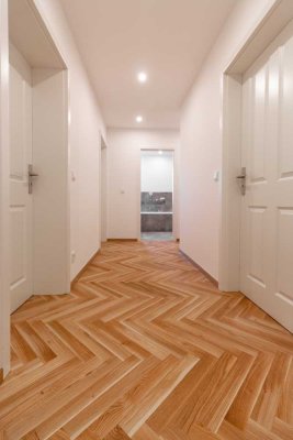 Wunderschöne Altbauwohnung *Frei und Provisionsfrei