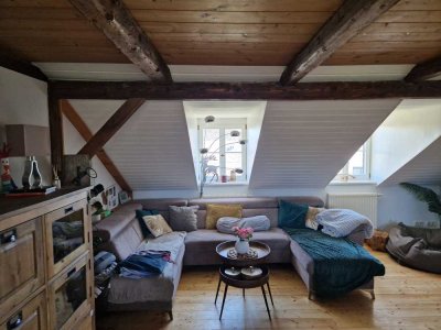 Sanierte Wohnung mit sieben Zimmern und Einbauküche in Grumbach