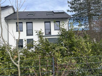 Gauting - Stockdorf, sehr hochwertiges Wohnhaus 285 m² W/Nfl.