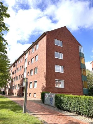 Renovierte 1-Zimmer-Wohnung mit Balkon im Herzen Bremerhavens