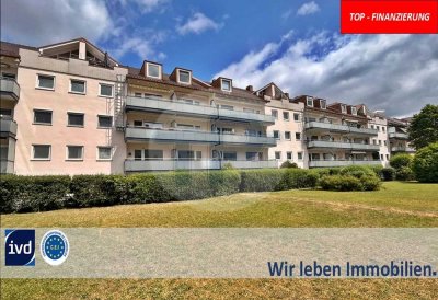 SCHÖNE 3-ZIMMER WOHNUNG MIT LOGGIA UND TAGESLICHTBAD, IN RUHIGER ZENTRALER LAGE