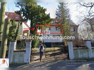 Tauschwohnung: Große Wohnung in einem Wohnhaus mit großem Hinterhof