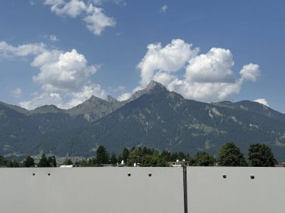 Exklusive Penthouse Wohnung/ Lift direkt in die Wohnung/ Außen Whirlpool/Provisionsfrei