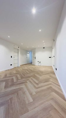 Hochwertig sanierte Wohnung - mit  Balkon, Garage u. Lagerraum