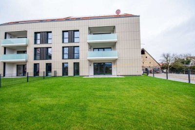 ***FAMILIEN AUFGEPASST! -  4-ZIMMER-EG-WOHNUNG MIT GROSSEM GARTEN***