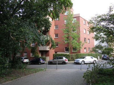 3 1/2-R-Whg. 79m² - direkt am S-Bahnhof S2 - EBK, zwei Balkone, Bad, Gäste-WC, Aufzug
