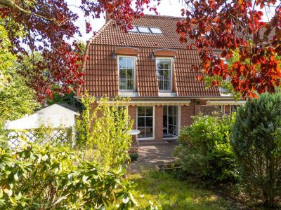 Hochklassisches Reihenendhaus mit großzügigem Raumangebot und Süd-/ Westgarten