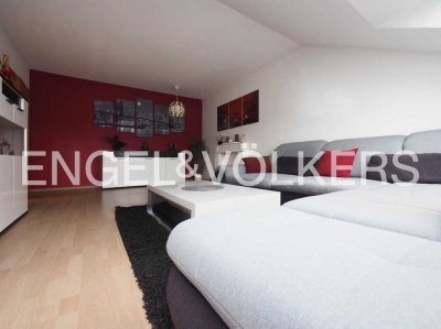 Wohnen am Kieselhumes: Großzügige Dachgeschosswohnung in bester Lage!