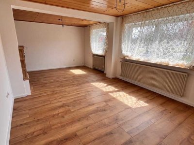 geräumige Wohnung in Reihen-Eckhaus