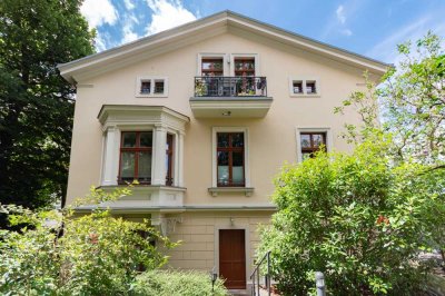 Tolle Dachgeschosswohnung mit WOW Effekt !|  Kamin | Tageslichtbad mit Wanne und Dusche | Balkon
