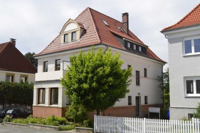 Wohnen in einer Villa in bevorzugter Lage