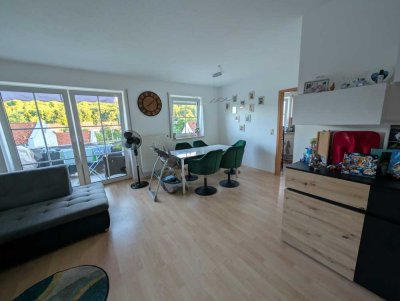 Schöne 3,5-Raum-Wohnung mit EBK und Balkon in Nittendorf mit südwestlicher Ausrichtung