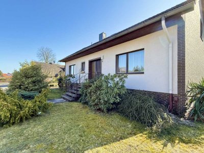 Ansprechender & großzügiger Bungalow mit schönem Garten in ruhiger Wohnlage