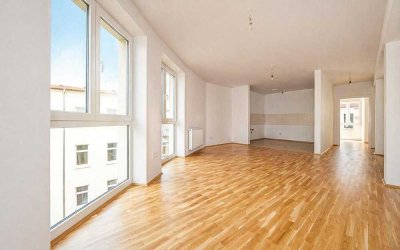 provisionsfreie und sonnige 3-Raumwohnung ** stilvoller Altbau ** Parkett ** Balkon ** 1a-Sanierung