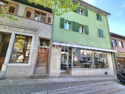 Geschäfts-Wohnhaus direkt an der Marktstraße