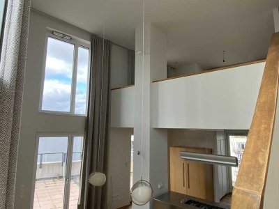 Exklusives Maisonette-Penthouse - Lichtdurchflutet mit umlaufender Dachterrasse – Hafencity