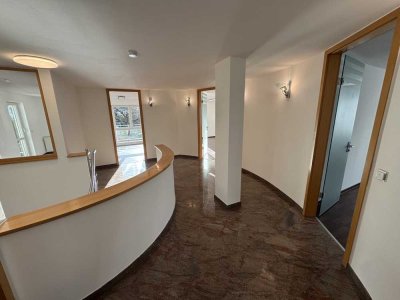 *** große Maisonette - Wohnung ***