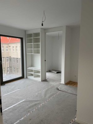 Erstbezug 2022: Helle 1,5-Zimmer-Wohnung mit Balkon, Keller & Aufzug – von privat, ohne Makler