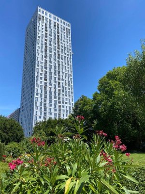 EXKLUSIVE WOHNUNG MIT ROOFTOP POOL, FITNESS UND WELLNESS IN PREMIUMLAGE || VIC UND VIS ||