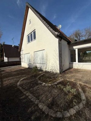 Haus mit Pool und großem Garten in Top-Lage Grünwald