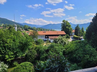 Geräumige 4,5-Zimmer-Wohnung mit Balkon und Seeblick in Gmund a.Tegernsee