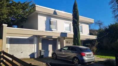 Bad Honnef - Modernes EFH mit Doppelgarage in traumhafter Wohnlage