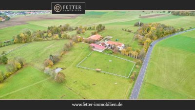 Reitanlage in Alleinlage im Main-Kinzig-Kreis zu verkaufen – mit großem Landhaus & Außenpool!
