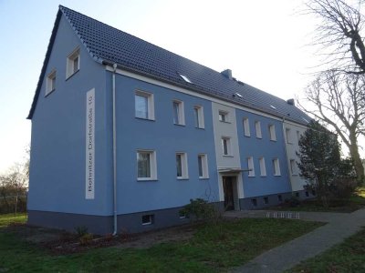 Groß Behnitz - Schön geschnittene 3-Raum Wohnung in schöner Umgebung